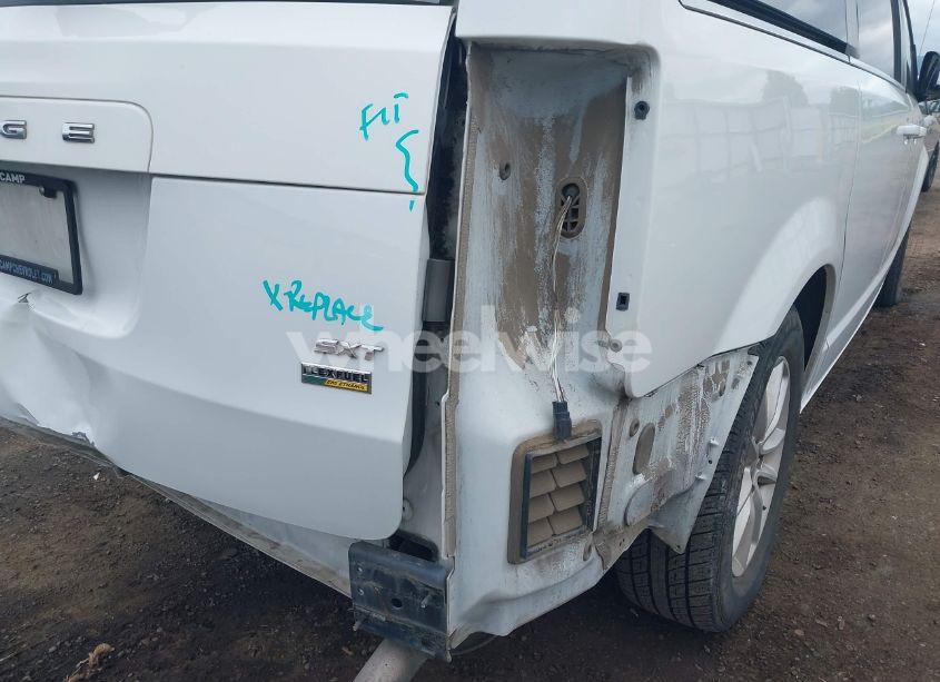 Photo 20 of 2018 Dodge Grand CARAVAN SXT (VIN 2C4RDGCG4JR282678)