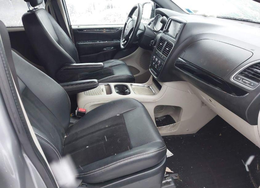 Photo 5 of 2018 Dodge Grand CARAVAN SXT (VIN 2C4RDGCG4JR300578)