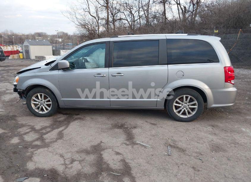 Photo 15 of 2018 Dodge Grand CARAVAN SXT (VIN 2C4RDGCG4JR326906)