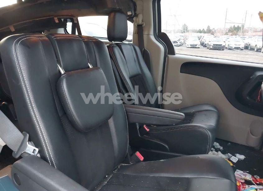 Photo 8 of 2018 Dodge Grand CARAVAN SXT (VIN 2C4RDGCG4JR326906)