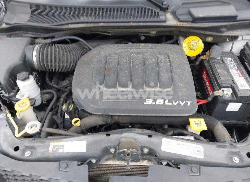 Photo 10 of 2019 Dodge Grand CARAVAN SXT (VIN 2C4RDGCG4KR501995)