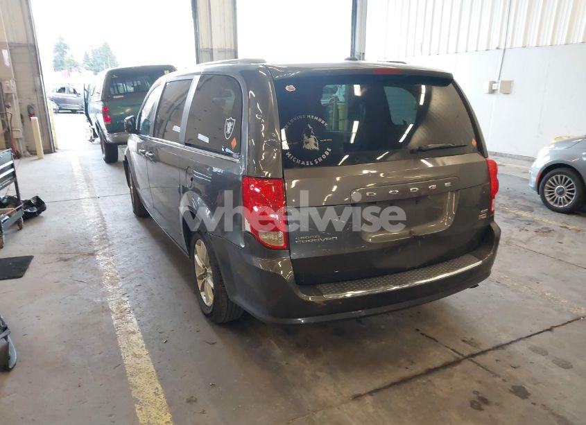 Photo 3 of 2019 Dodge Grand CARAVAN SXT (VIN 2C4RDGCG4KR511359)