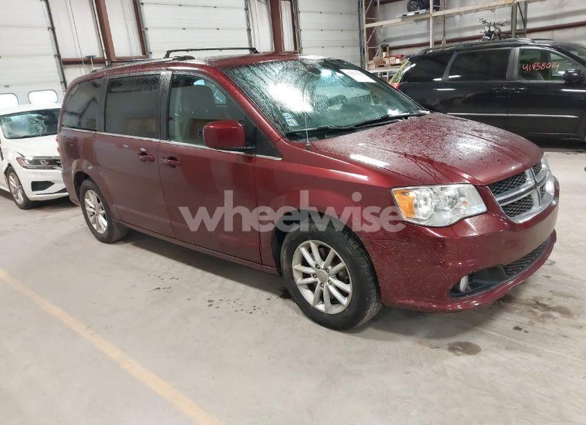 2019 Dodge Grand CARAVAN SXT (VIN 2C4RDGCG4KR557659) main photo