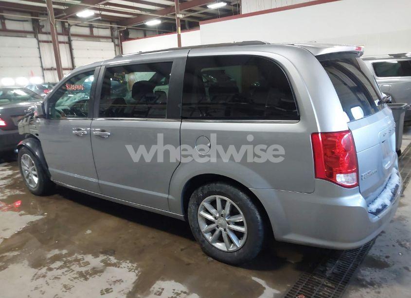 Photo 3 of 2019 Dodge Grand CARAVAN SXT (VIN 2C4RDGCG4KR565342)