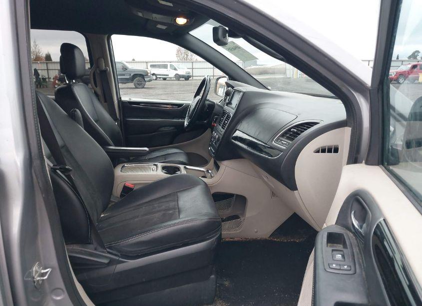 Photo 5 of 2019 Dodge Grand CARAVAN SXT (VIN 2C4RDGCG4KR642159)