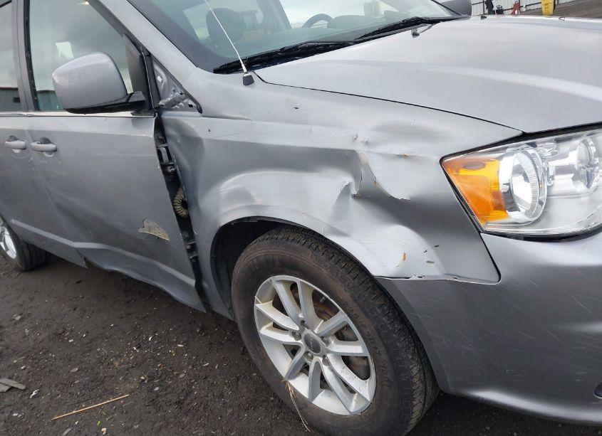 Photo 6 of 2019 Dodge Grand CARAVAN SXT (VIN 2C4RDGCG4KR642159)