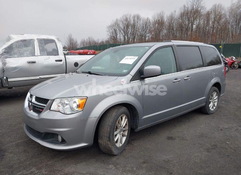 Photo 2 of 2019 Dodge Grand CARAVAN SXT (VIN 2C4RDGCG4KR690163)