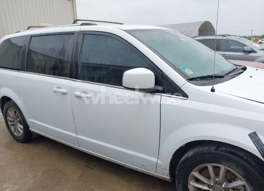 Photo 13 of 2019 Dodge Grand CARAVAN SXT (VIN 2C4RDGCG4KR717670)