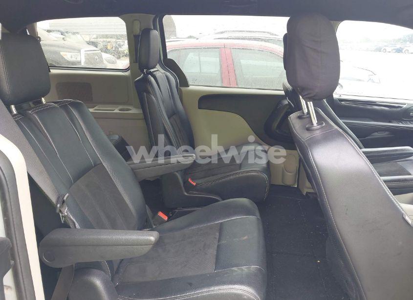 Photo 8 of 2019 Dodge Grand CARAVAN SXT (VIN 2C4RDGCG4KR717670)