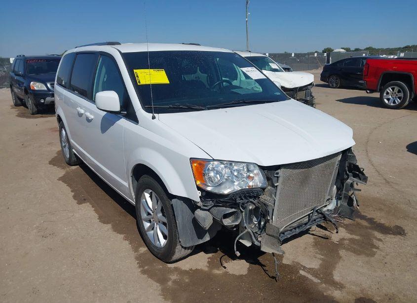 2019 Dodge Grand CARAVAN SXT (VIN 2C4RDGCG4KR788643) main photo