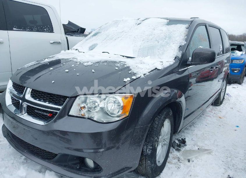 Photo 2 of 2019 Dodge Grand CARAVAN SXT (VIN 2C4RDGCG4KR802413)