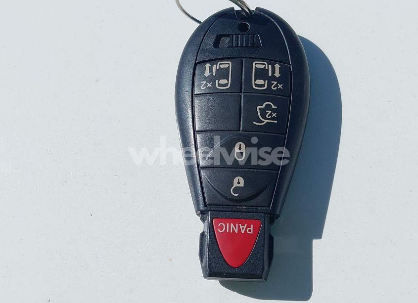 Photo 11 of 2013 Dodge Grand CARAVAN SXT (VIN 2C4RDGCG5DR536936)