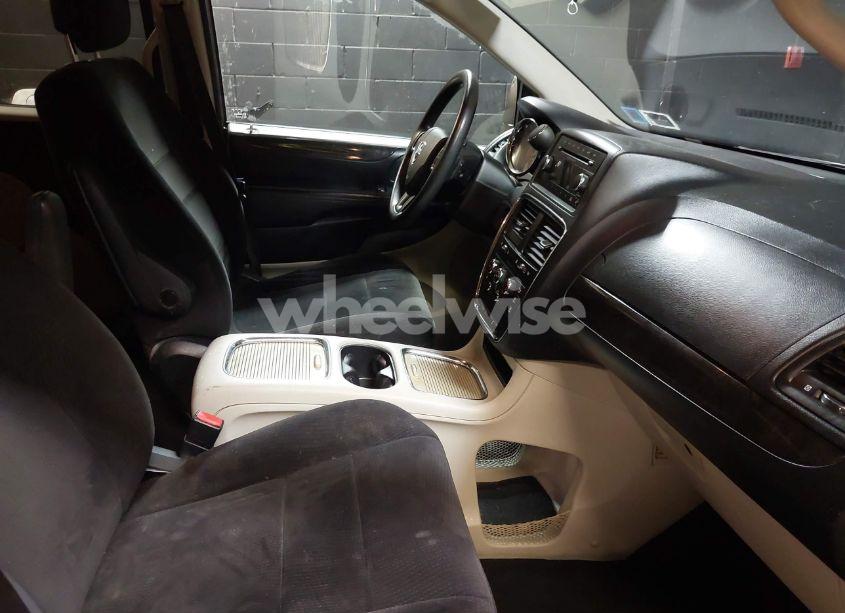 Photo 5 of 2014 Dodge Grand CARAVAN SXT (VIN 2C4RDGCG5ER152835)