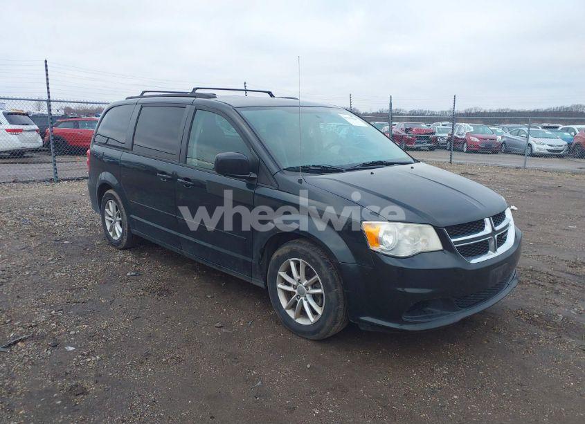 2014 Dodge Grand CARAVAN SXT (VIN 2C4RDGCG5ER177136) main photo