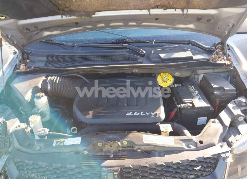 Photo 10 of 2015 Dodge Grand CARAVAN SXT (VIN 2C4RDGCG5FR524501)