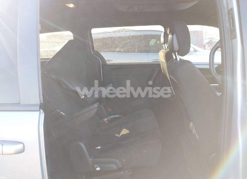 Photo 8 of 2015 Dodge Grand CARAVAN SXT (VIN 2C4RDGCG5FR524501)