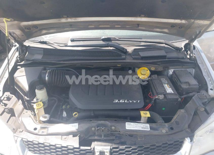 Photo 10 of 2016 Dodge Grand CARAVAN SXT (VIN 2C4RDGCG5GR352827)