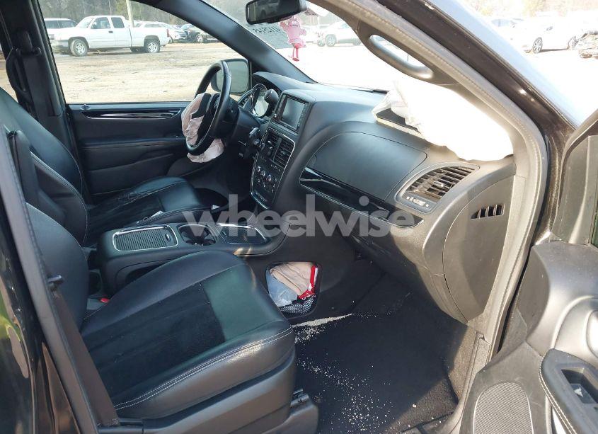 Photo 5 of 2017 Dodge Grand CARAVAN SXT (VIN 2C4RDGCG5HR640350)