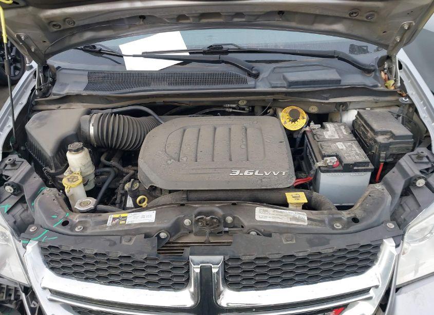 Photo 10 of 2017 Dodge Grand CARAVAN SXT (VIN 2C4RDGCG5HR677575)