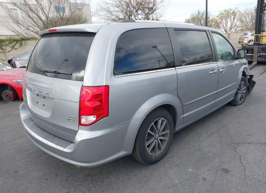 Photo 4 of 2017 Dodge Grand CARAVAN SXT (VIN 2C4RDGCG5HR677575)