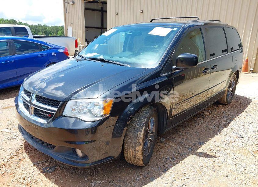 Photo 2 of 2017 Dodge Grand CARAVAN SXT (VIN 2C4RDGCG5HR714088)