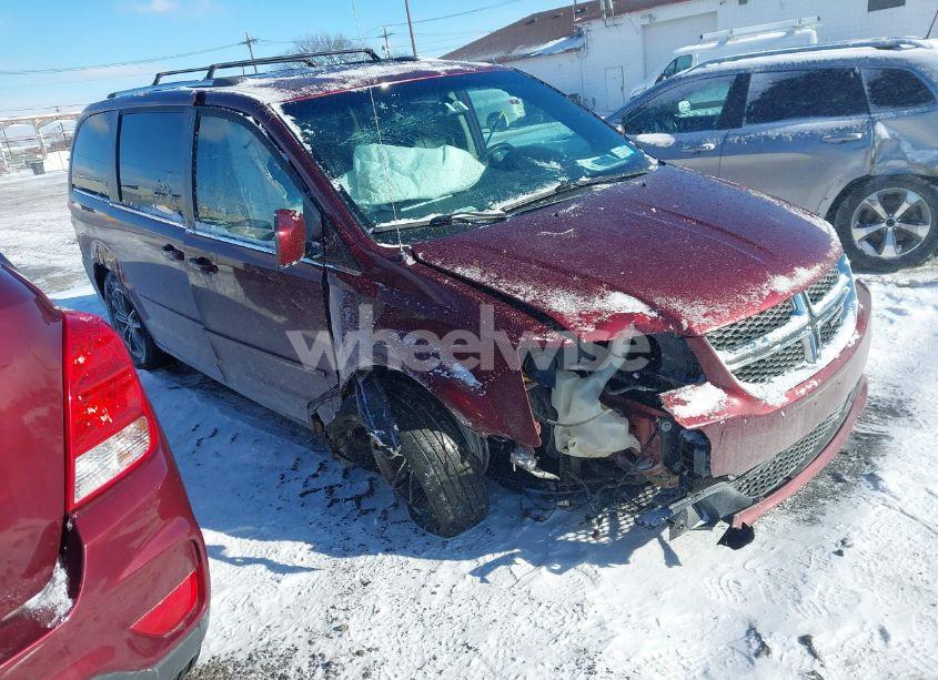2017 Dodge Grand CARAVAN SXT (VIN 2C4RDGCG5HR758561) main photo