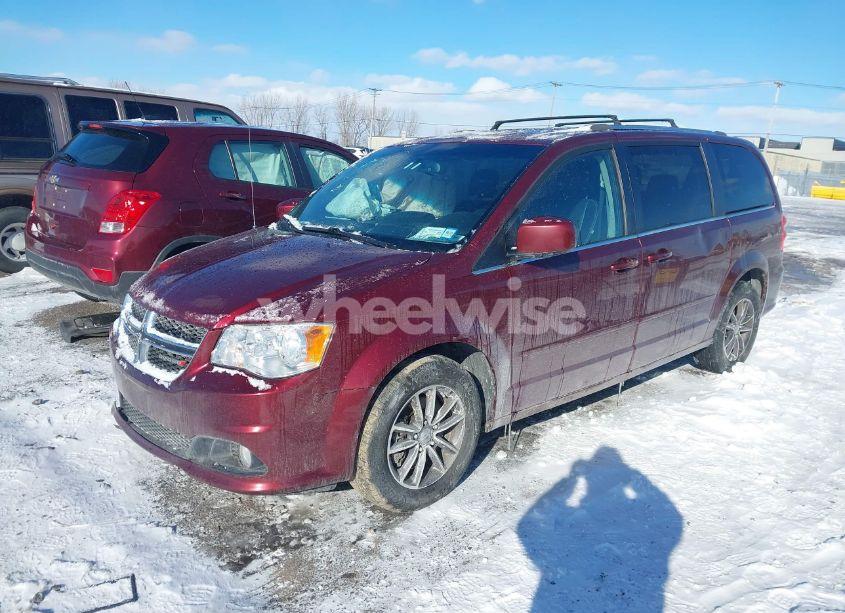 Photo 2 of 2017 Dodge Grand CARAVAN SXT (VIN 2C4RDGCG5HR758561)