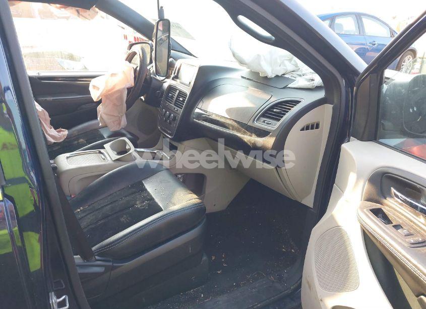 Photo 5 of 2017 Dodge Grand CARAVAN SXT (VIN 2C4RDGCG5HR800548)