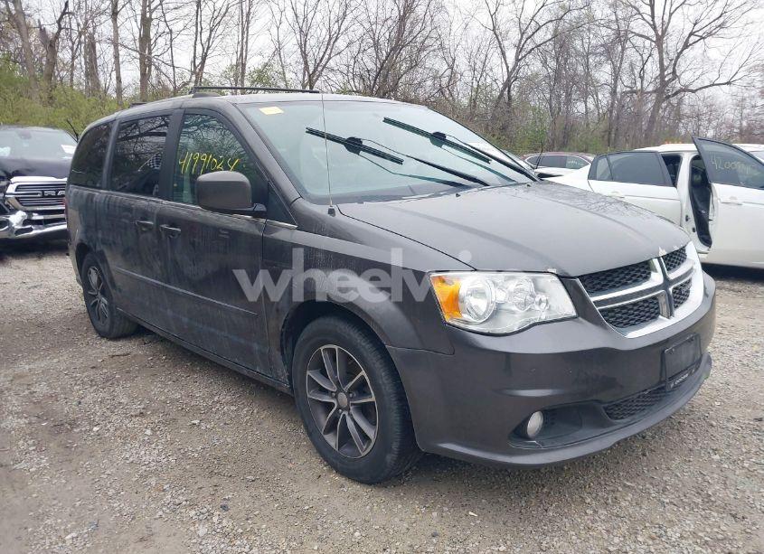 2017 Dodge Grand CARAVAN SXT (VIN 2C4RDGCG5HR862659) main photo