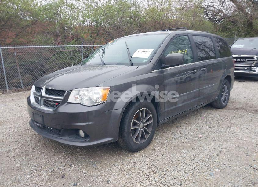 Photo 2 of 2017 Dodge Grand CARAVAN SXT (VIN 2C4RDGCG5HR862659)