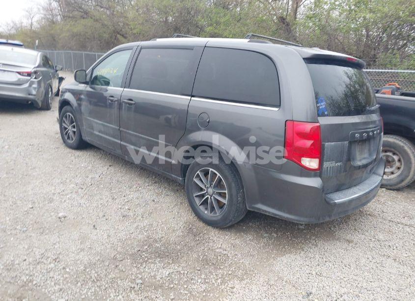 Photo 3 of 2017 Dodge Grand CARAVAN SXT (VIN 2C4RDGCG5HR862659)
