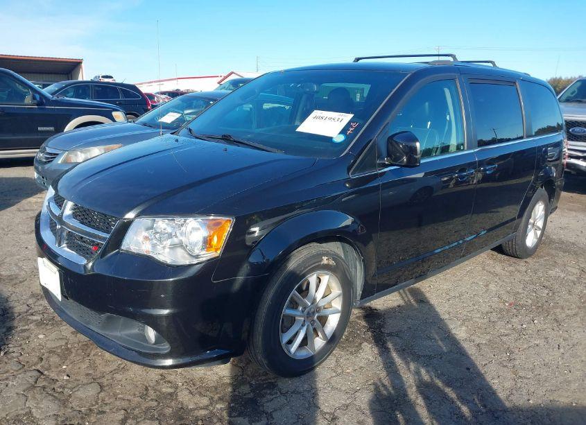 Photo 2 of 2018 Dodge Grand CARAVAN SXT (VIN 2C4RDGCG5JR207293)