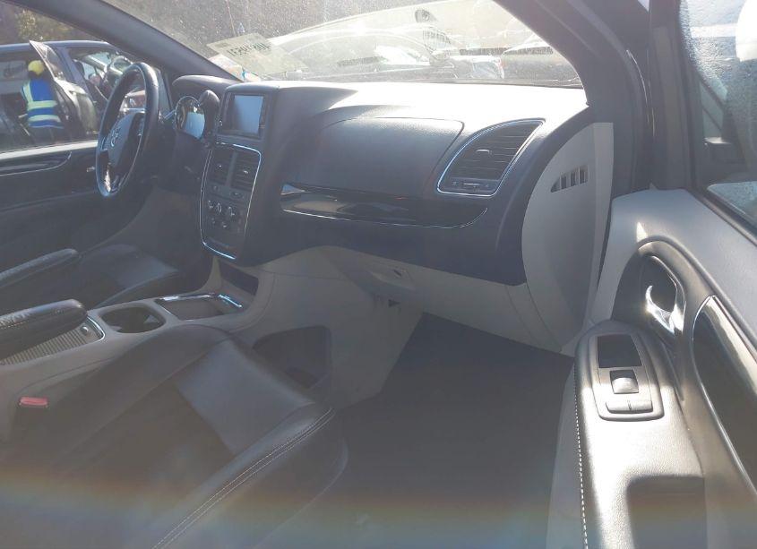 Photo 5 of 2018 Dodge Grand CARAVAN SXT (VIN 2C4RDGCG5JR207293)