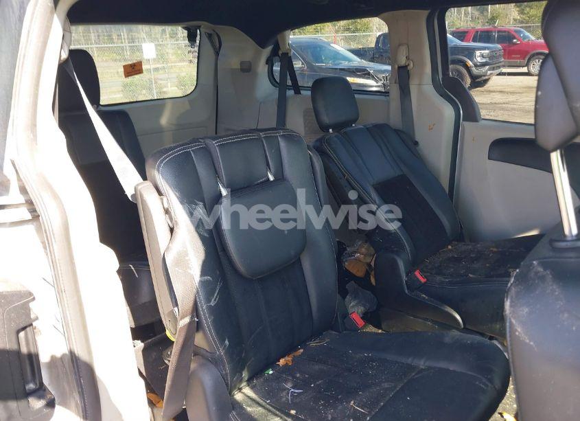 Photo 8 of 2018 Dodge Grand CARAVAN SXT (VIN 2C4RDGCG5JR209478)