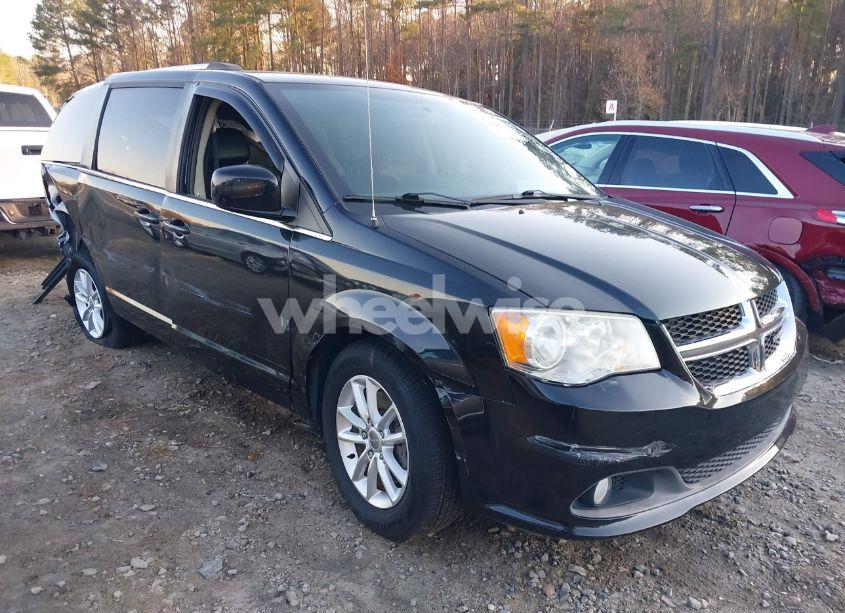 2018 Dodge Grand CARAVAN SXT (VIN 2C4RDGCG5JR265646) main photo