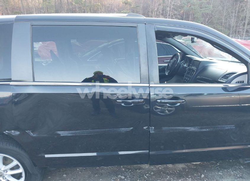 Photo 13 of 2018 Dodge Grand CARAVAN SXT (VIN 2C4RDGCG5JR265646)