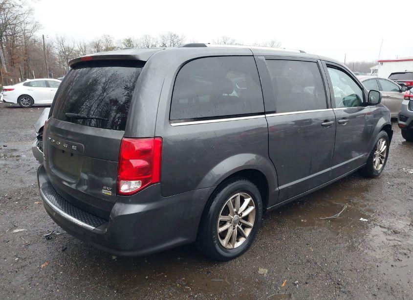Photo 4 of 2018 Dodge Grand CARAVAN SXT (VIN 2C4RDGCG5JR283192)