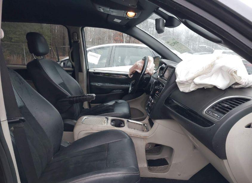 Photo 5 of 2018 Dodge Grand CARAVAN SXT (VIN 2C4RDGCG5JR283192)