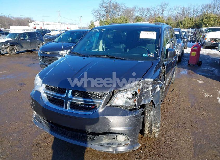 Photo 2 of 2019 Dodge Grand CARAVAN SXT (VIN 2C4RDGCG5KR519471)