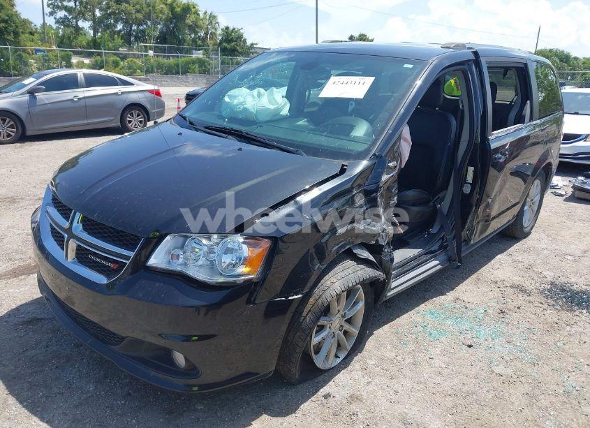 Photo 2 of 2019 Dodge Grand CARAVAN SXT (VIN 2C4RDGCG5KR691547)