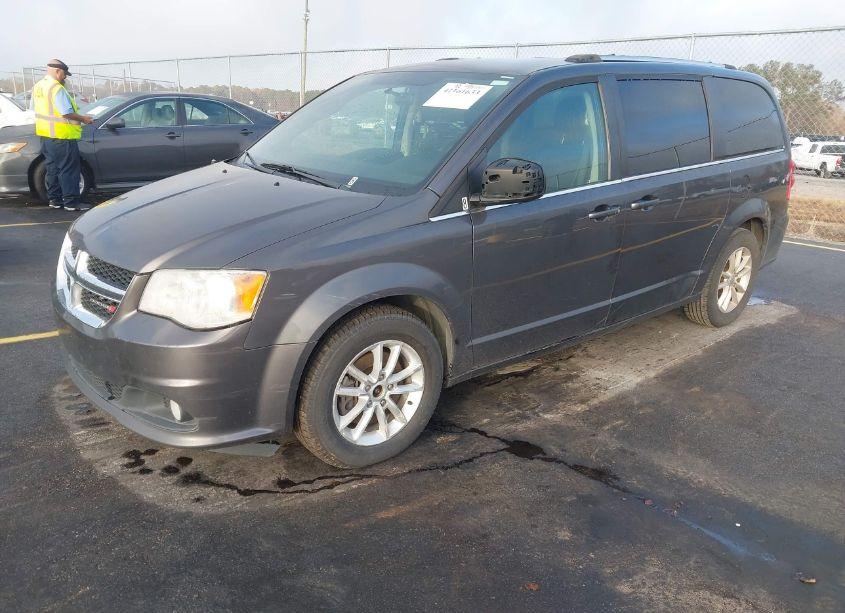 Photo 2 of 2019 Dodge Grand CARAVAN SXT (VIN 2C4RDGCG5KR696649)
