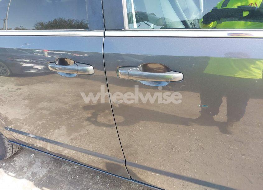 Photo 18 of 2019 Dodge Grand CARAVAN SXT (VIN 2C4RDGCG5KR699258)