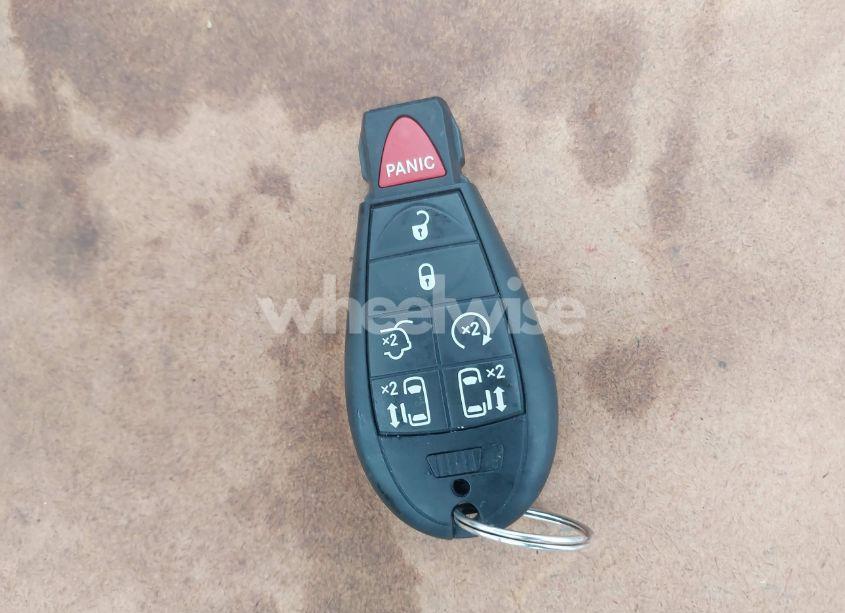 Photo 11 of 2019 Dodge Grand CARAVAN SXT (VIN 2C4RDGCG5KR747888)