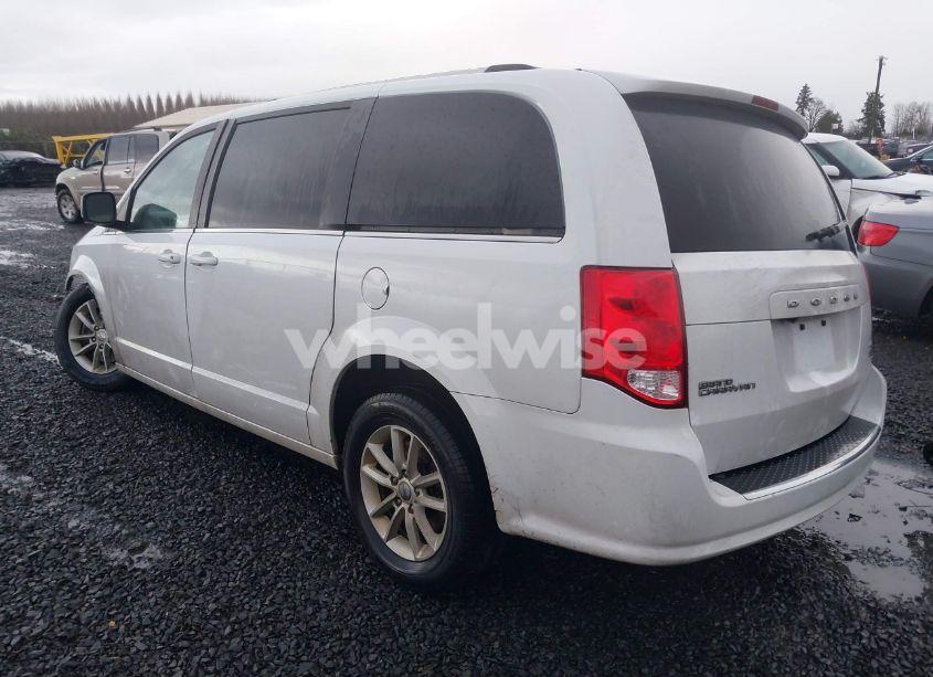 Photo 3 of 2019 Dodge Grand CARAVAN SXT (VIN 2C4RDGCG5KR747888)