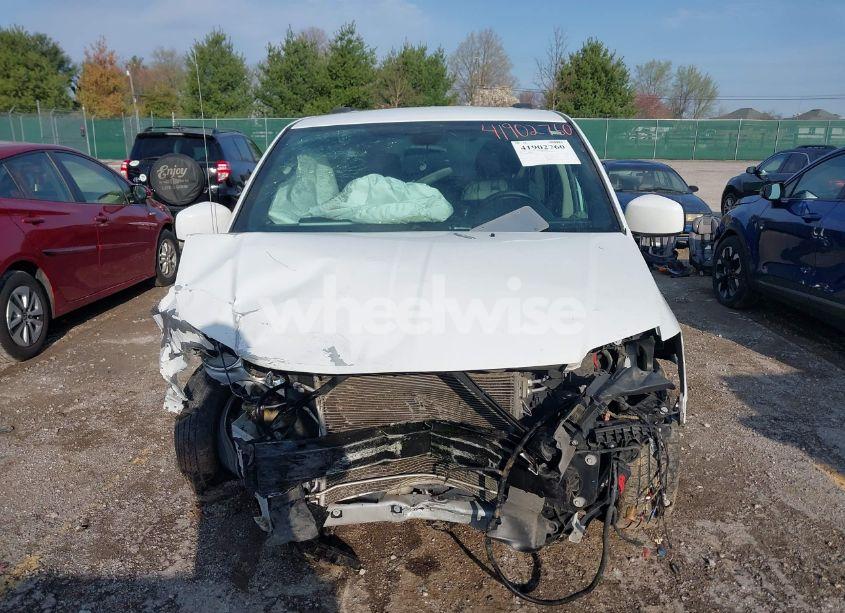 Photo 13 of 2019 Dodge Grand CARAVAN SXT (VIN 2C4RDGCG5KR758521)