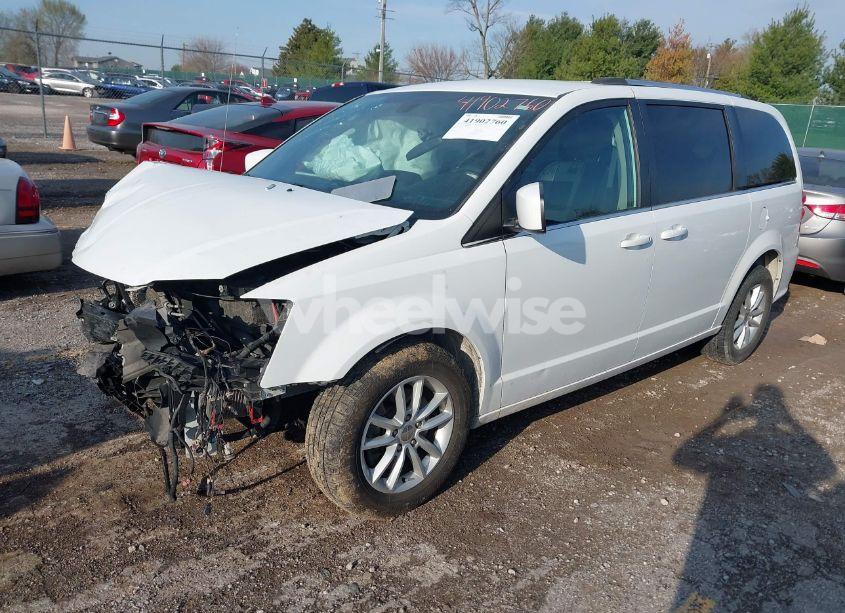 Photo 2 of 2019 Dodge Grand CARAVAN SXT (VIN 2C4RDGCG5KR758521)