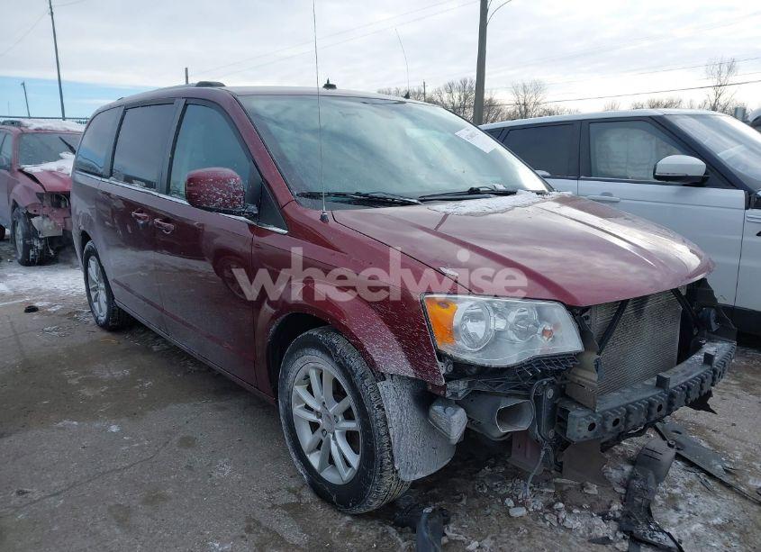 2019 Dodge Grand CARAVAN SXT (VIN 2C4RDGCG5KR777196) main photo
