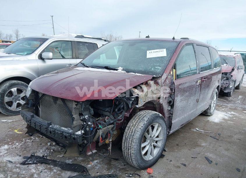 Photo 2 of 2019 Dodge Grand CARAVAN SXT (VIN 2C4RDGCG5KR777196)