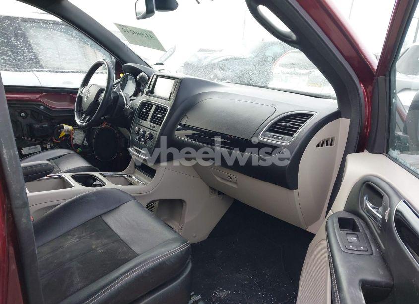 Photo 5 of 2019 Dodge Grand CARAVAN SXT (VIN 2C4RDGCG5KR777196)