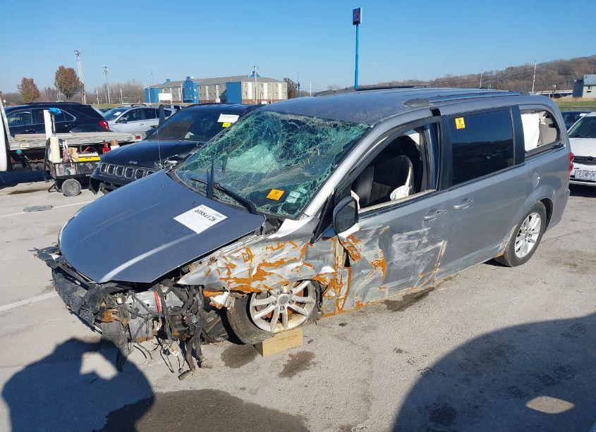 Photo 2 of 2019 Dodge Grand CARAVAN SXT (VIN 2C4RDGCG5KR784892)